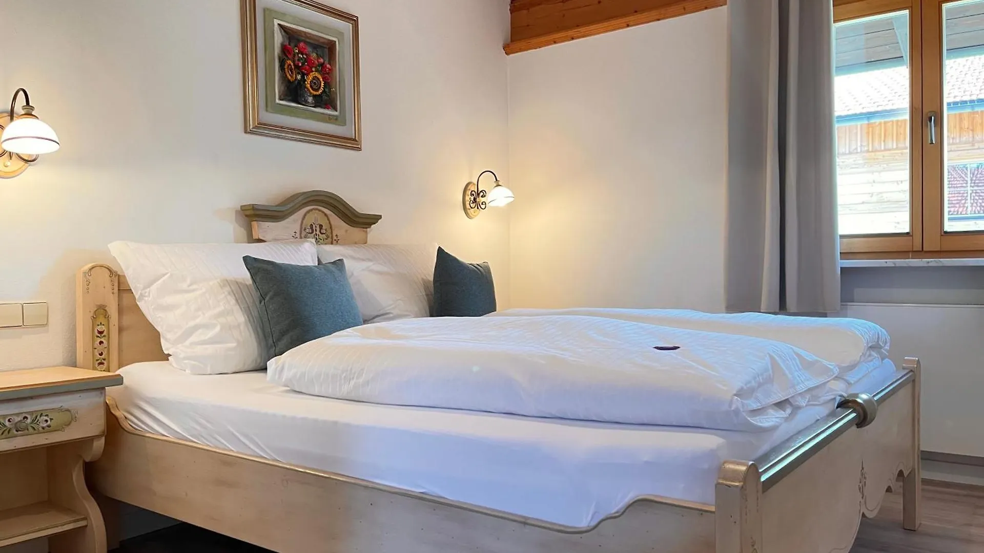 Gasthof Alpenflair Apartments Reit im Winkl